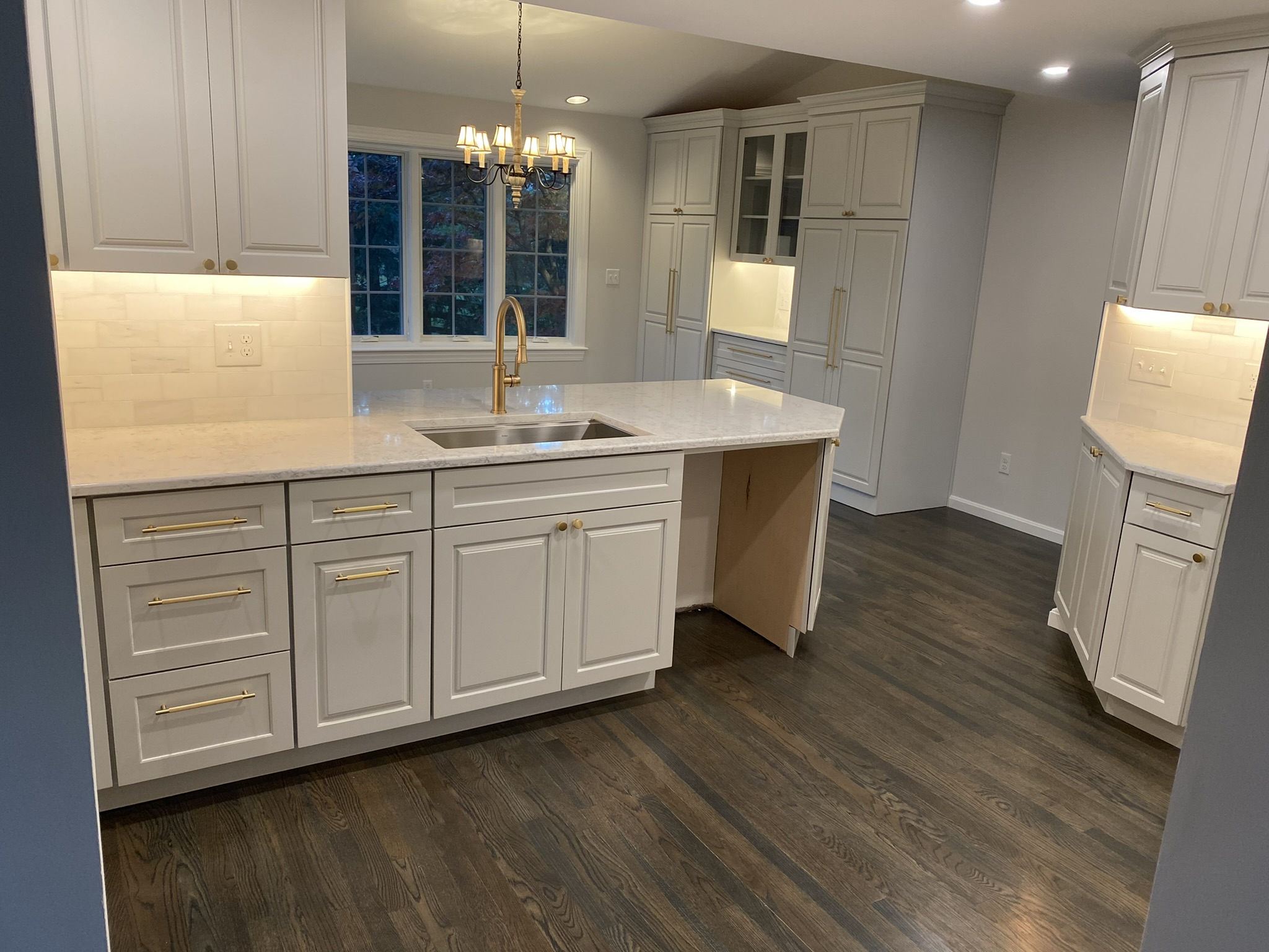 65792610853__92AFB69B-5FA4-46F0-B1D2-099970D01CDE